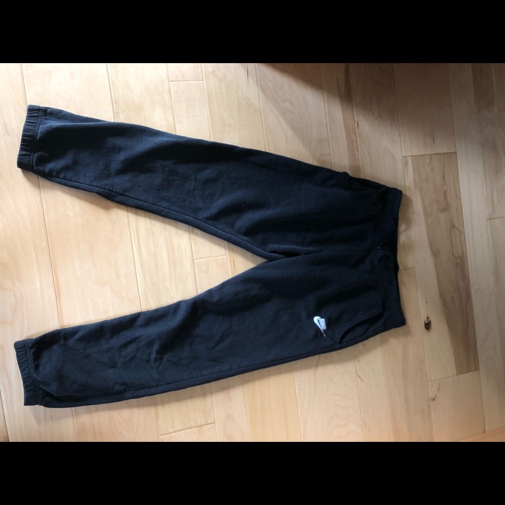 black nike sweat pants
